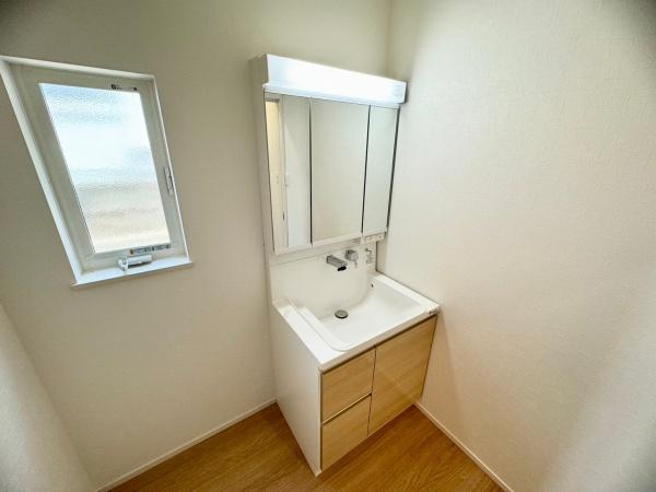 川西市一庫３丁目の中古一戸建て