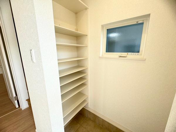川西市一庫３丁目の中古一戸建て