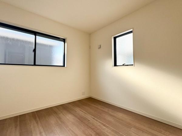 豊中市千成町２丁目の新築一戸建