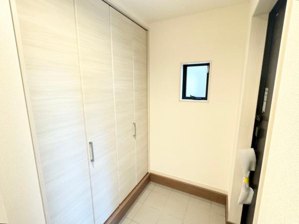 豊中市千成町２丁目の新築一戸建