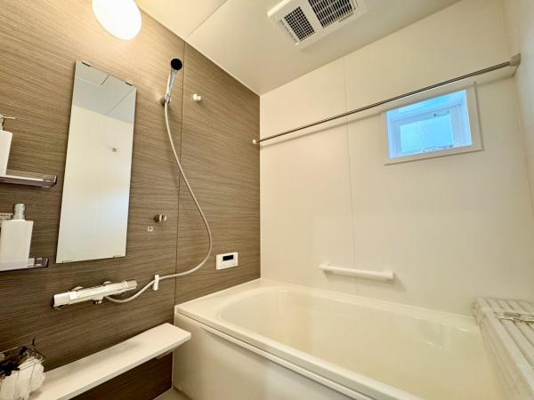 川西市東多田３丁目の新築一戸建