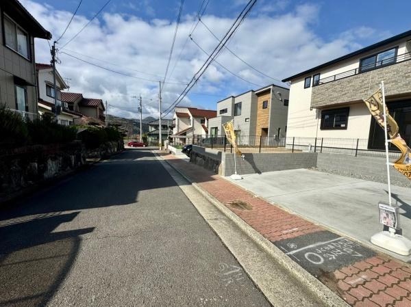 川西市緑台７丁目の新築一戸建