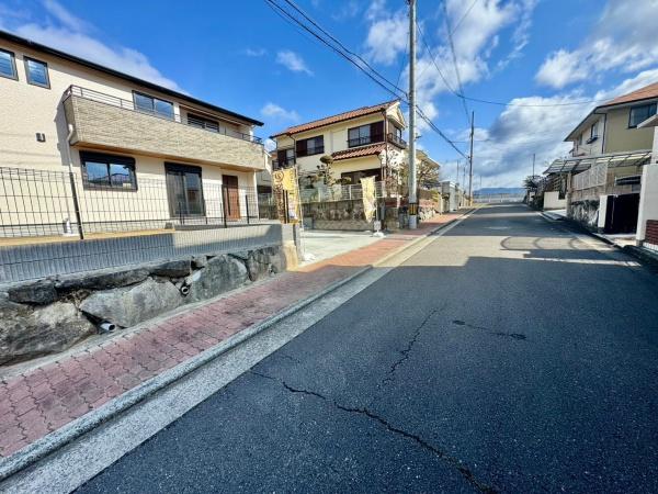 川西市緑台７丁目の新築一戸建