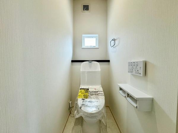 川西市多田院２丁目の新築一戸建