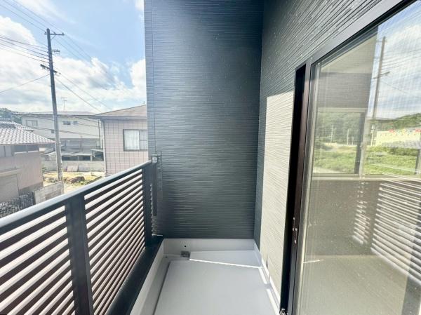 川西市多田院２丁目の新築一戸建