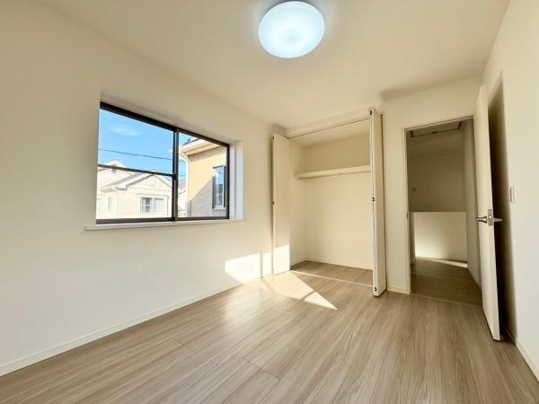 川西市小戸３丁目の中古一戸建て