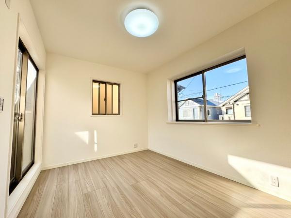川西市小戸３丁目の中古一戸建て