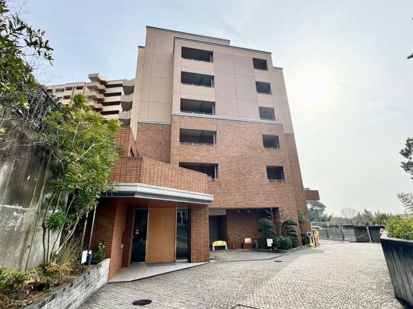 グランドメゾン万博公園南