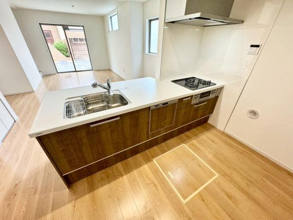 箕面市半町４丁目の新築一戸建