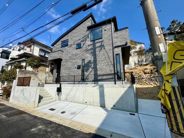 箕面市桜ケ丘５丁目の新築一戸建
