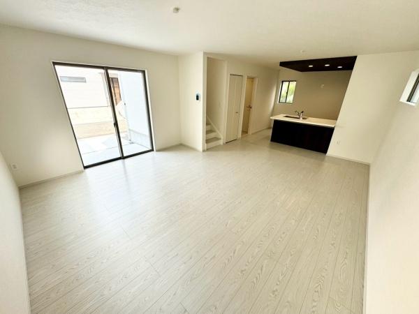 川西市西多田２丁目の新築一戸建