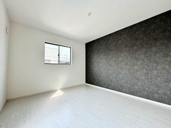 川西市西多田２丁目の新築一戸建
