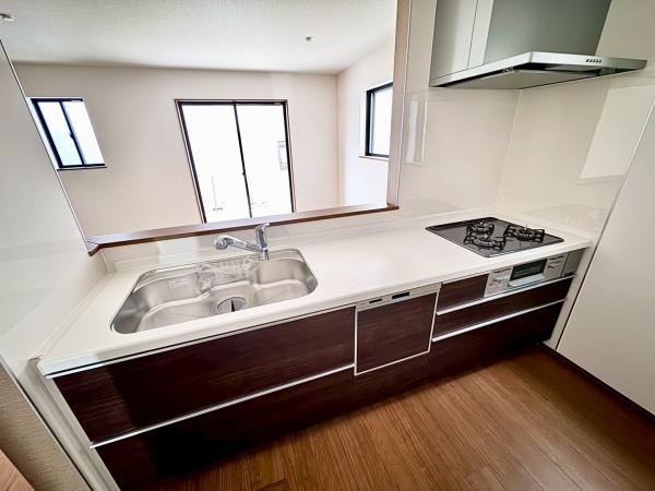 豊中市服部西町３丁目の新築一戸建