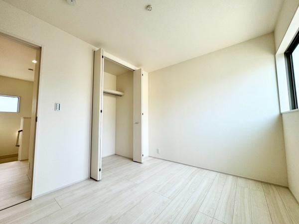 川西市西多田２丁目の新築一戸建