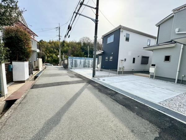川西市西多田２丁目の新築一戸建