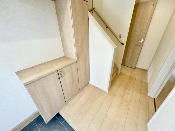 川西市西多田２丁目の新築一戸建