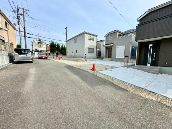 川西市西多田２丁目の新築一戸建