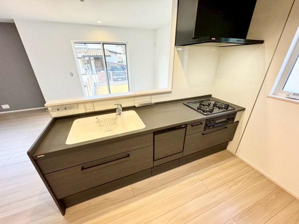 川西市緑台４丁目の新築一戸建