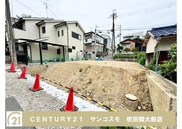 箕面市瀬川５丁目の新築一戸建
