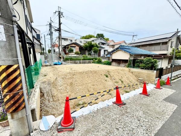 箕面市瀬川５丁目の新築一戸建