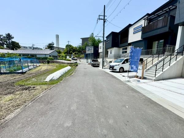 箕面市粟生間谷西３丁目の新築一戸建