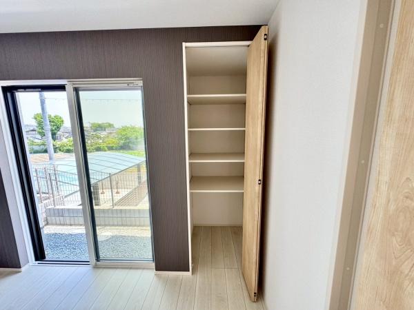箕面市粟生間谷西３丁目の新築一戸建