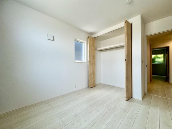 箕面市粟生間谷西３丁目の新築一戸建