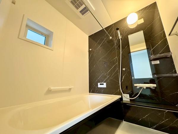 箕面市粟生間谷西３丁目の新築一戸建