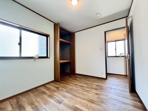 吹田市南正雀４丁目の中古一戸建て