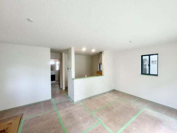 箕面市桜ケ丘４丁目の新築一戸建