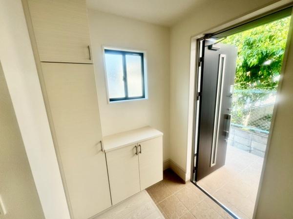 箕面市半町４丁目の新築一戸建