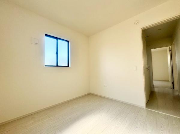 箕面市半町４丁目の新築一戸建
