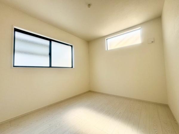 箕面市半町４丁目の新築一戸建