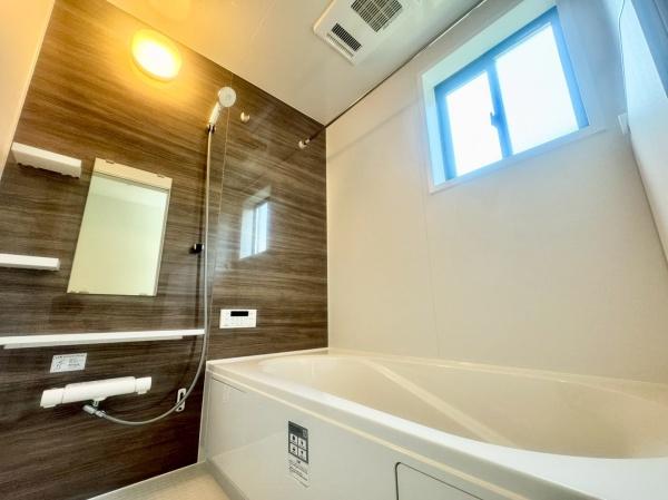 箕面市半町４丁目の新築一戸建