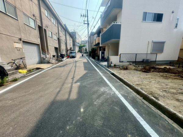 箕面市瀬川４丁目の新築一戸建