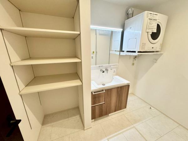 箕面市粟生新家３丁目の新築一戸建