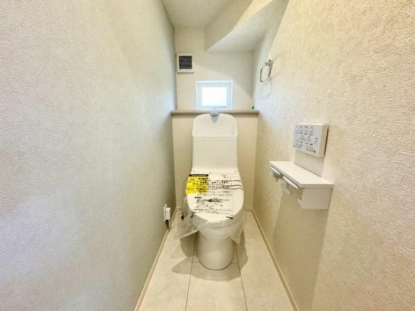 箕面市粟生新家３丁目の新築一戸建
