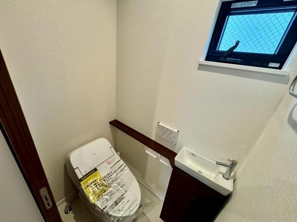 豊中市千里園１丁目の新築一戸建