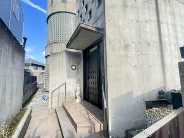 茨木市北春日丘３丁目の中古一戸建て