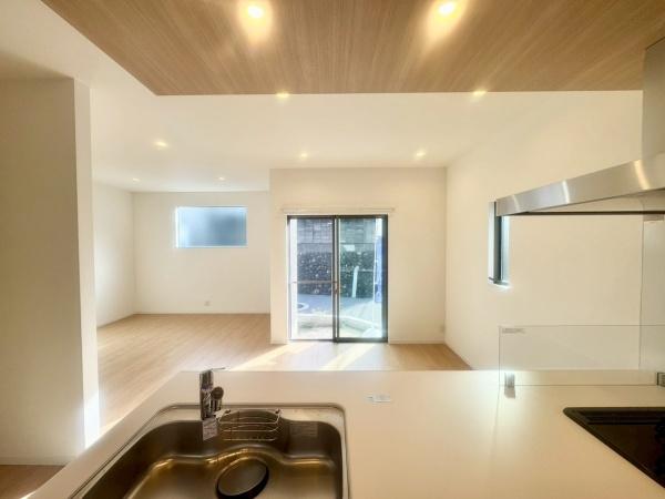 豊中市永楽荘３丁目の新築一戸建