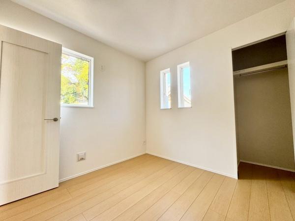 川西市火打２丁目の新築一戸建