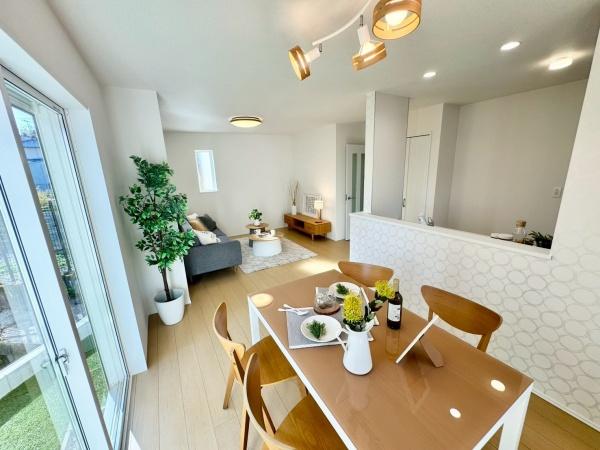 川西市火打２丁目の新築一戸建