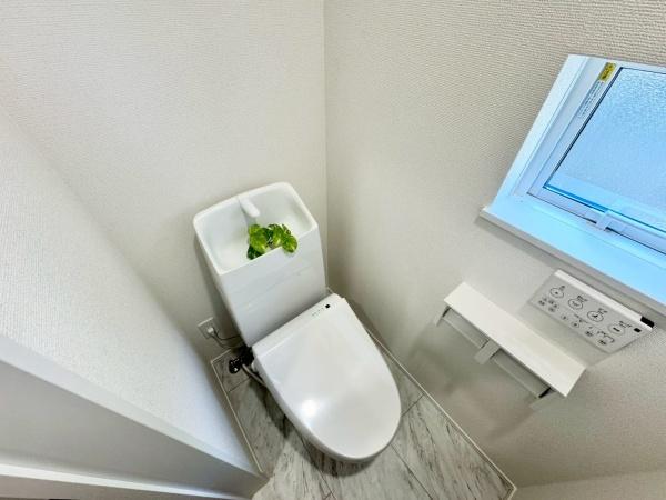 川西市火打２丁目の新築一戸建