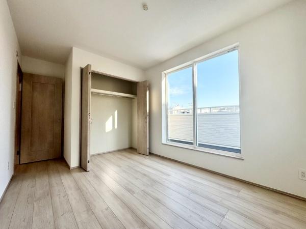 川西市火打２丁目の新築一戸建