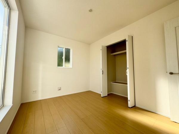 川西市火打２丁目の新築一戸建