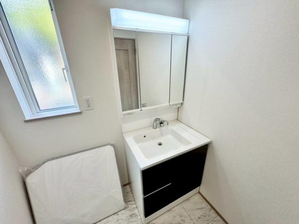 川西市火打２丁目の新築一戸建