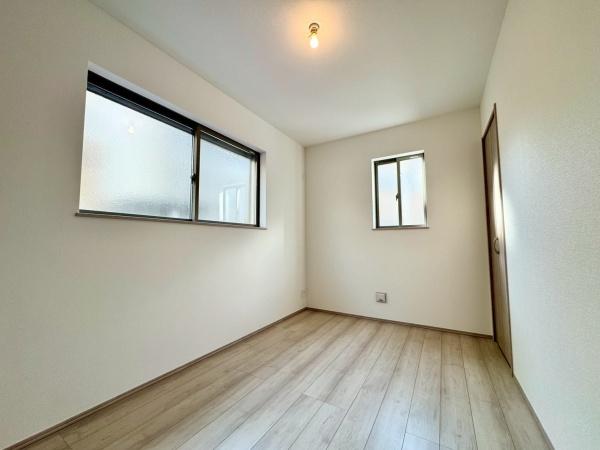 池田市天神２丁目の新築一戸建