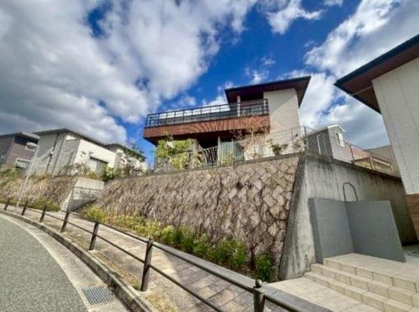 箕面市森町南２丁目の中古一戸建て