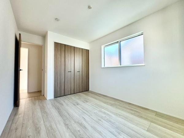 川西市霞ケ丘２丁目の新築一戸建