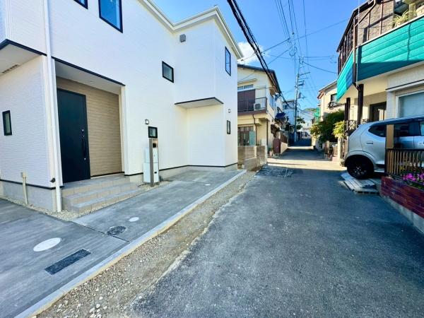 川西市霞ケ丘２丁目の新築一戸建
